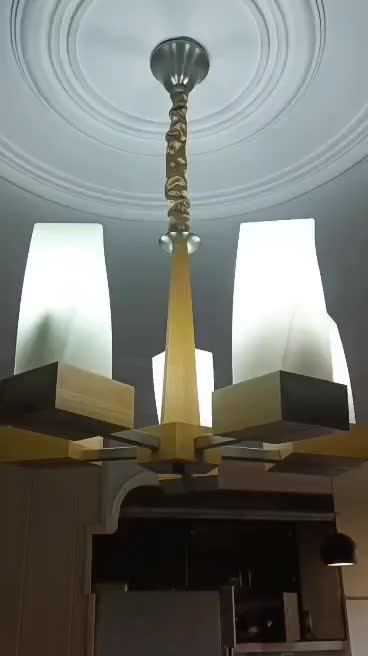 لوستر به همراه 4 عدد چراغ دیواری مدرن|لوستر و چراغ آویز|فردیس, قریشی|دیوار