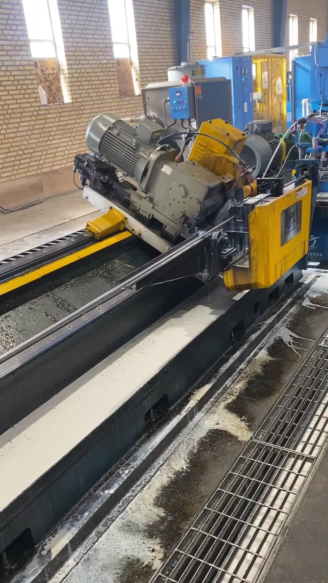 فروش لوله مبلی واهن الات صنعتی و ساختمانی|عمدهفروشی|تهران, شادآباد|دیوار