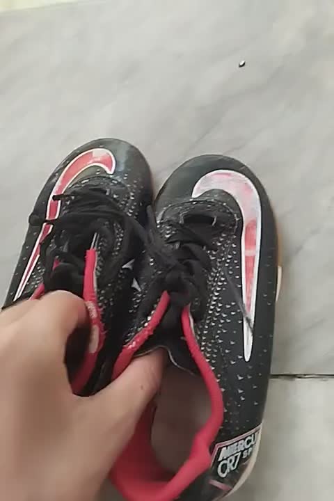 کفش پسرانه فوتبالی جنس خوب مارک نایک سایز 31|کیف، کفش، کمربند|پاکدشت, پاکدشت (مامازند)|دیوار