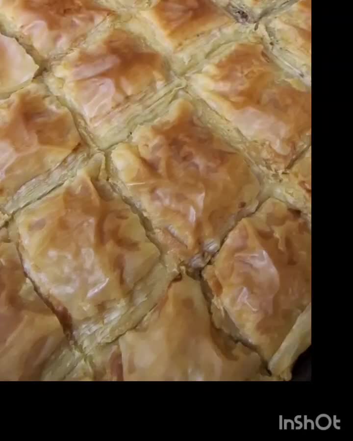 باقلوا استانبولی و کیک هویج|خوردنی و آشامیدنی|تهران, شهرآرا|دیوار