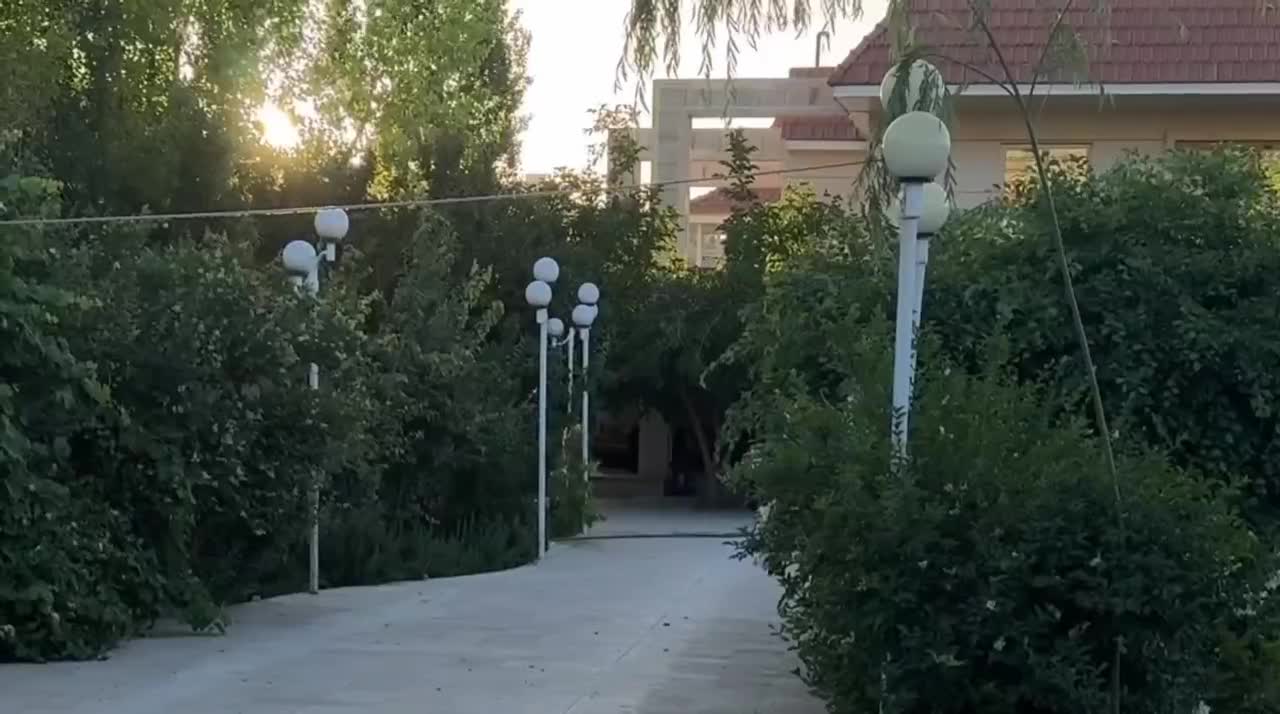 اجاره روزانه ویلا باغ|اجارهٔ کوتاه‌مدت ویلا و باغ|شیراز, ویلاشهر|دیوار