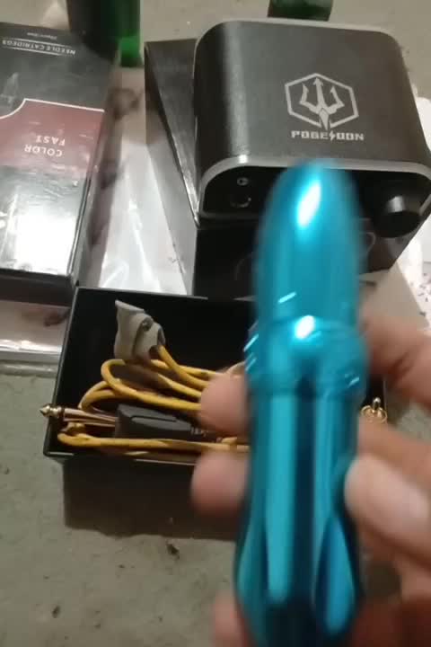 دستگاه تتو زنی|آرایشگاه و سالن‌های زیبایی|سلامی, |دیوار