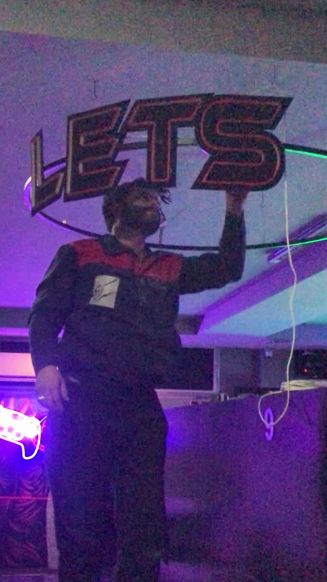 تابلو چنلیوم نئون|خدمات پیشه و مهارت|مشهد, امامیه (شهرک غرب)|دیوار