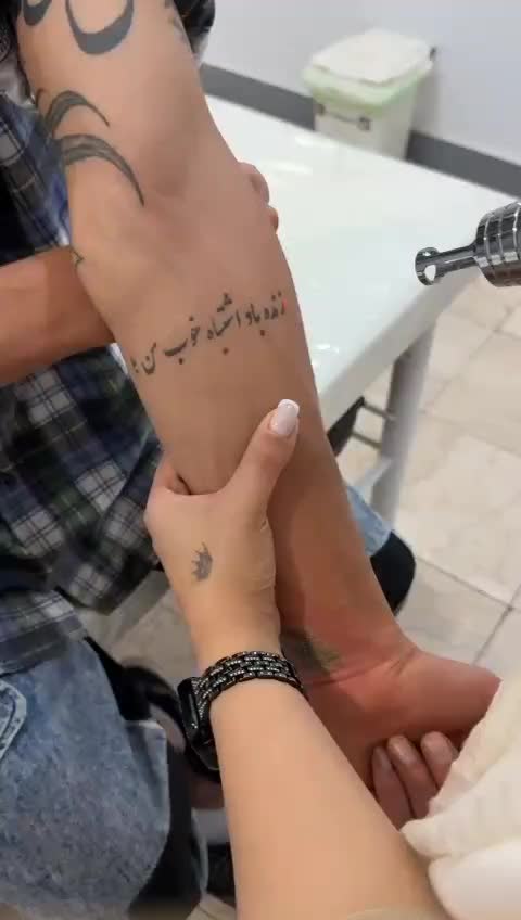 پاک کردن تتو ریموو ابرو کربن تراپی خال بردراری|خدمات آرایشگری و زیبایی|کرج, مهرویلا جنوبی|دیوار