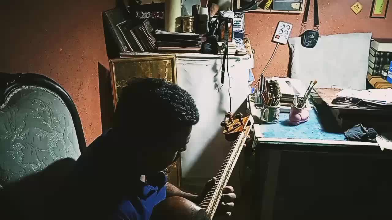 تار حرفهای3تا کهنه و صداپخته مناسب اجرای نوازنده|سازهای سنتی|شهریار, کردزار|دیوار