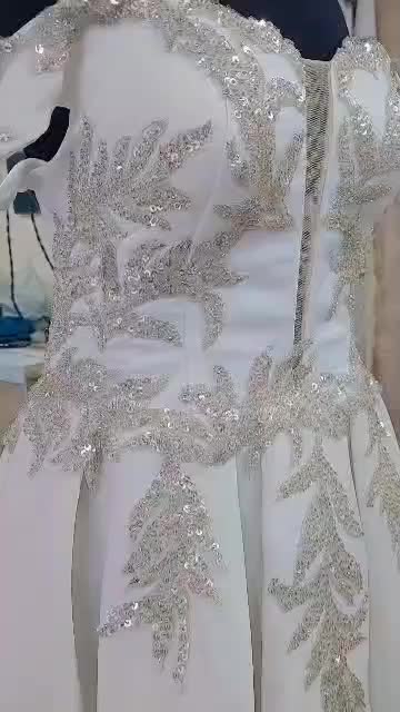 لباس عروس|لباس|رشت, شهرک الغدیر|دیوار