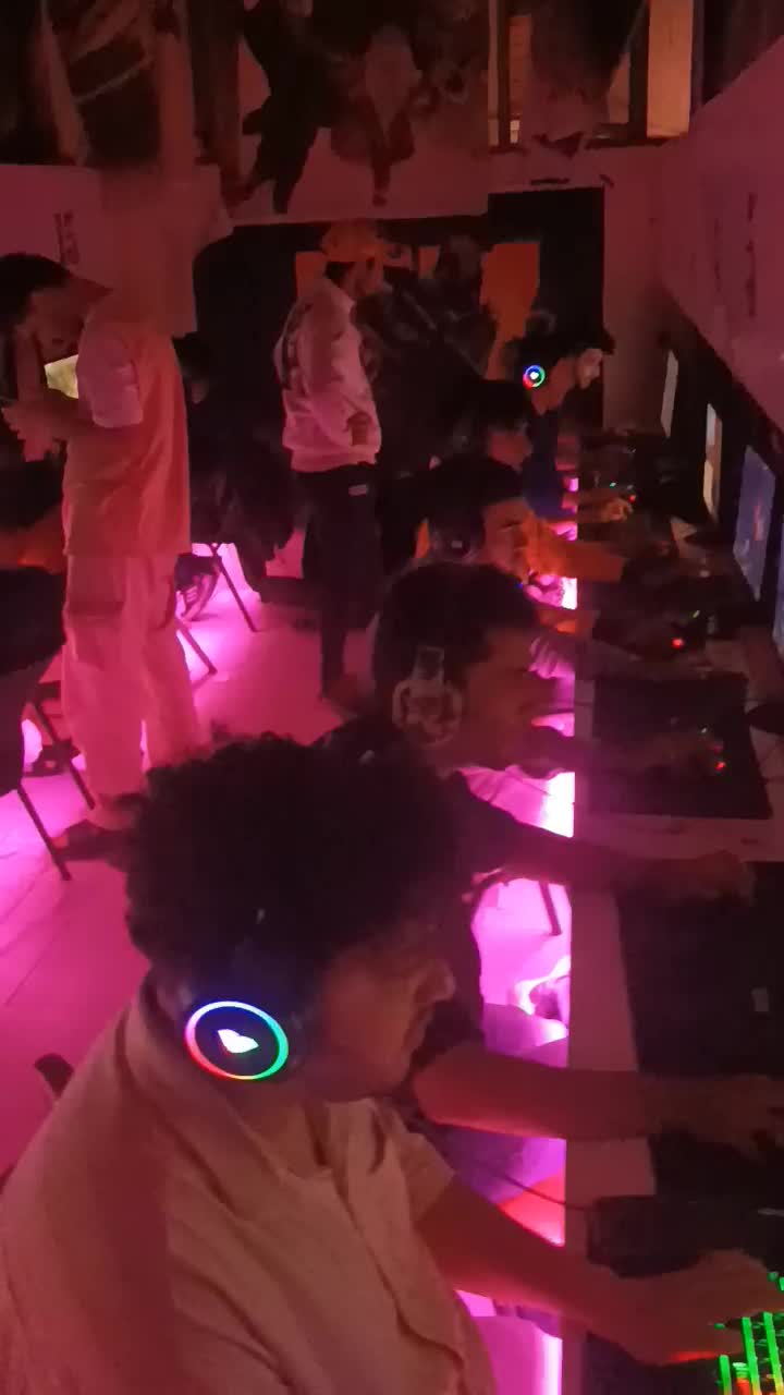 کافه گیم نت ساعتی ۲۰|کنسول، بازی ویدئویی و آنلاین|قم, علی آباد سعدگان|دیوار