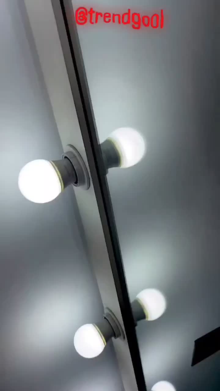 شاخه ۴۰هزارتومن|گل مصنوعی|دوگنبدان, |دیوار