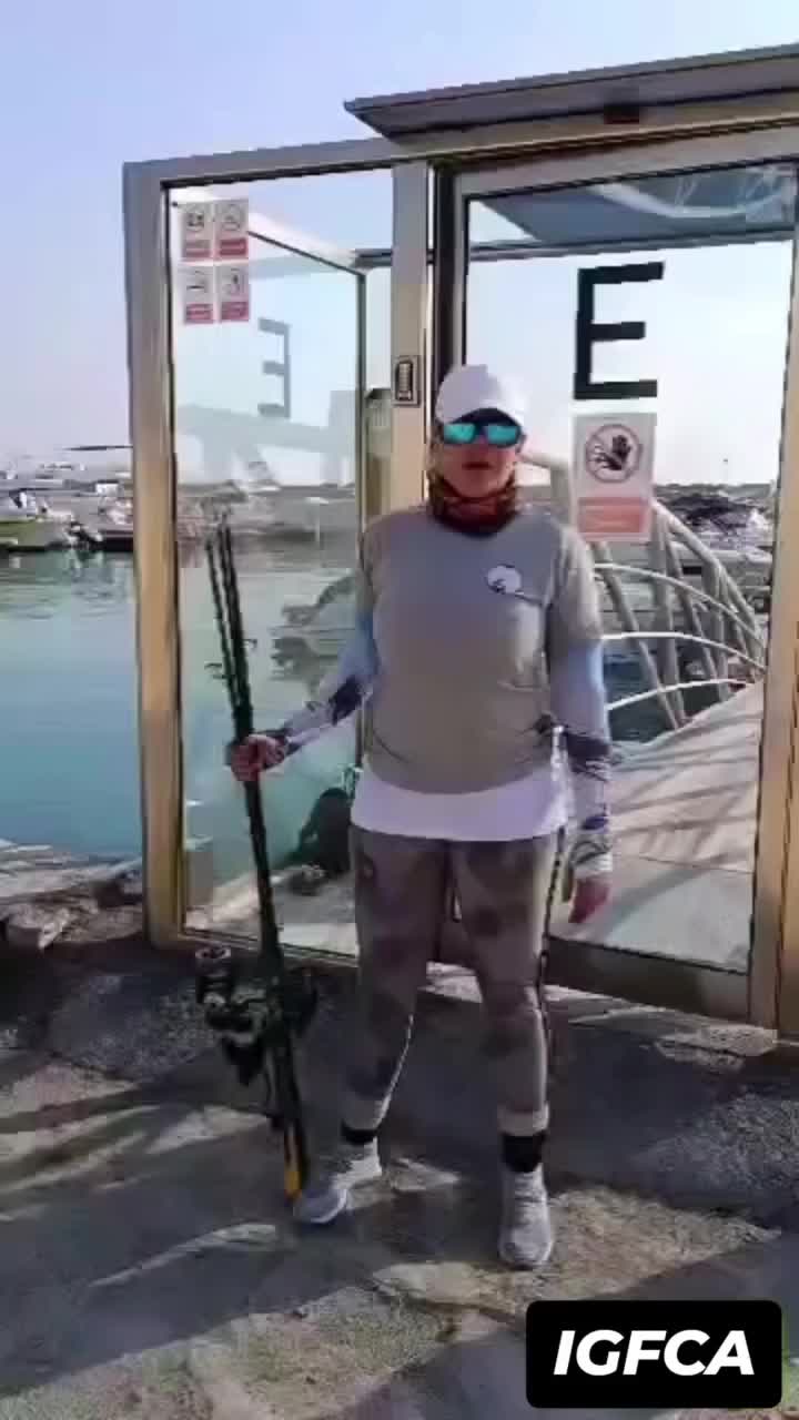 مدرس ماهیگیری بانوان  تور لیدر ماهیگیری جزیره کیش|ماهیگیری|کیش, |دیوار