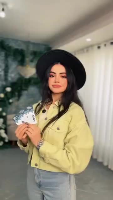 عکاسی‌فیلمبرداریتخصصی تبلیغاتی،ودینگ، تولید محتوا|خدمات پذیرایی، مراسم|فردیس, فردیس|دیوار