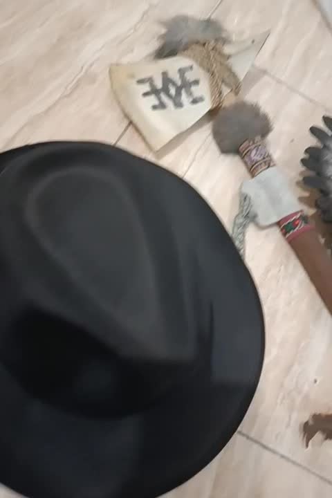 مجسمه تبر|مجسمه، تندیس، ماکت|تهران, سلسبیل شمالی|دیوار