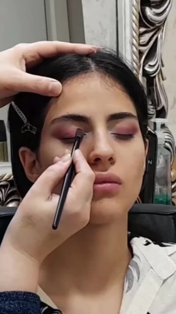 مرکزتخصصی اقتصادی میکاپ شینیون دکلره فشیال درشهرری|خدمات زیبایی و سلامت|تهران, فیروزآبادی|دیوار