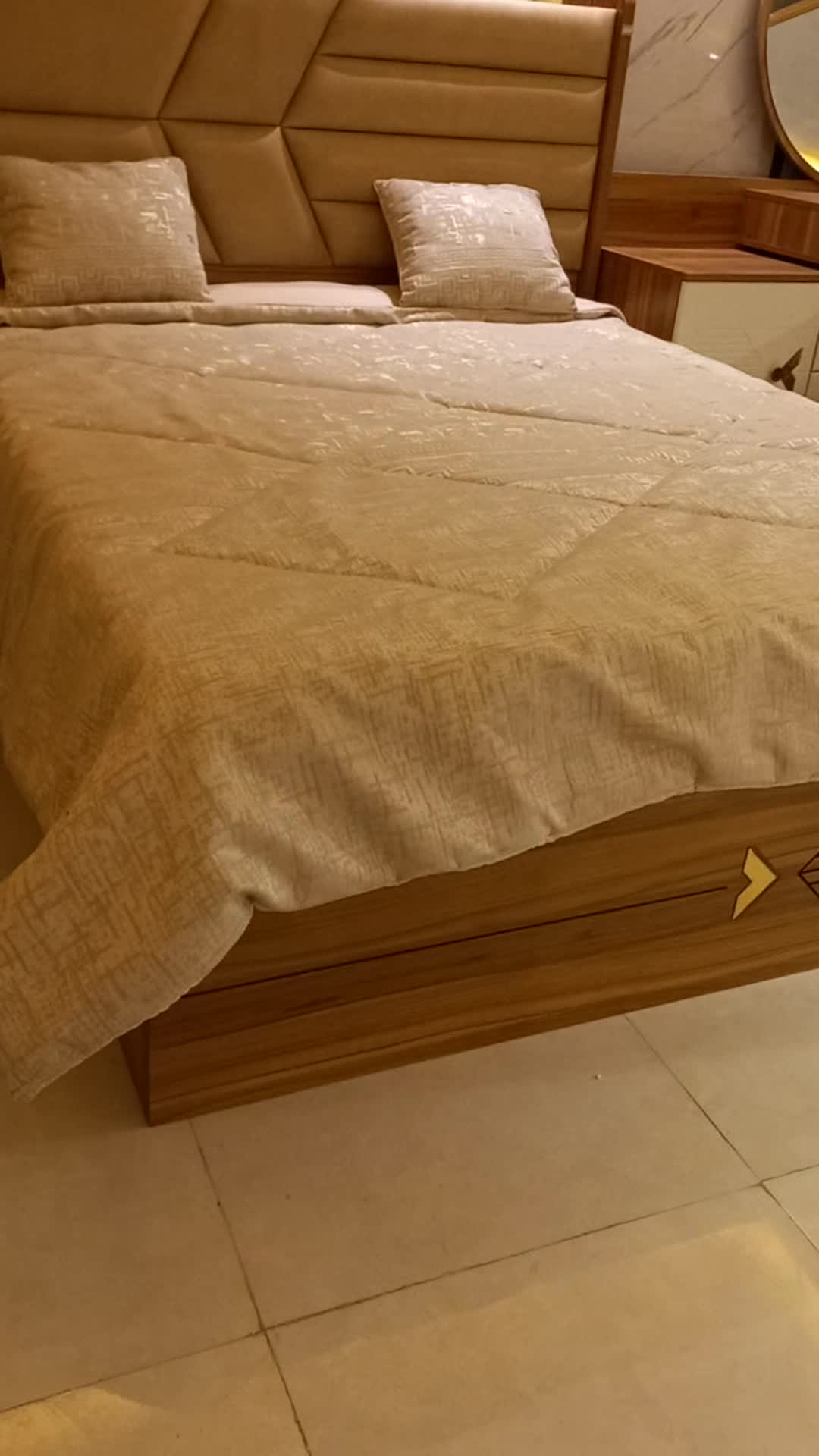 سرویس خواب مرسدس|تخت و سرویس خواب|بجنورد, |دیوار