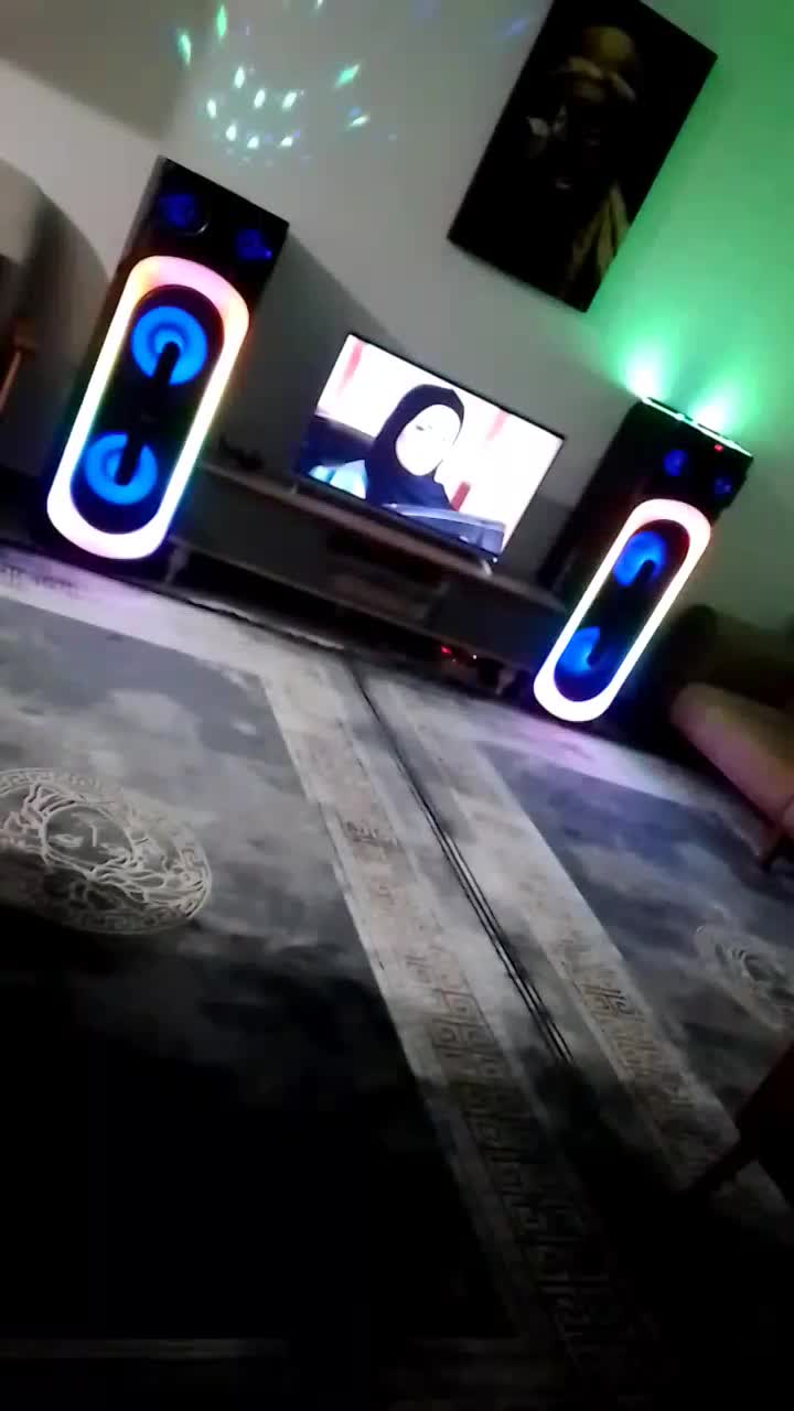 نو یکماهه خریداری شده کیفیت صدا خوب|سیستم صوتی خانگی|چهارباغ, |دیوار