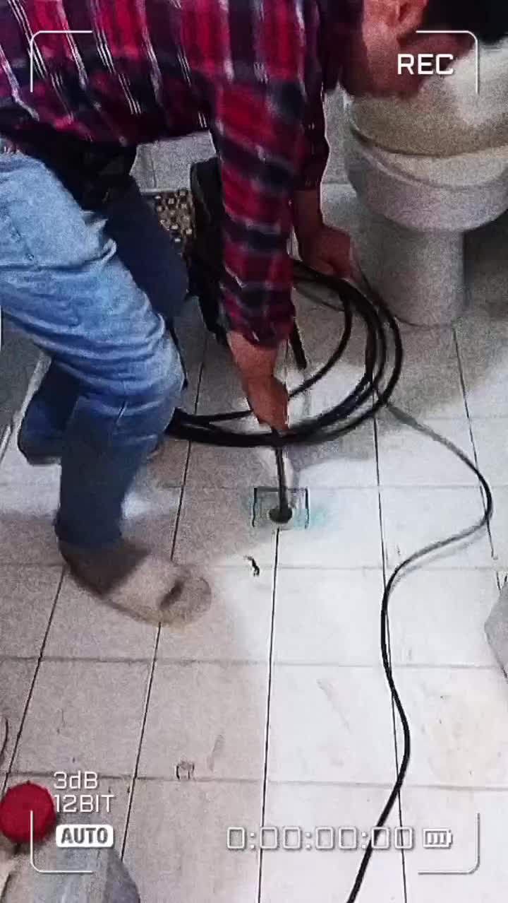 لوله بازکنی فاضلاب راهگشای گرفتگی توالت 24ساعته|خدمات پیشه و مهارت|رامهرمز, |دیوار