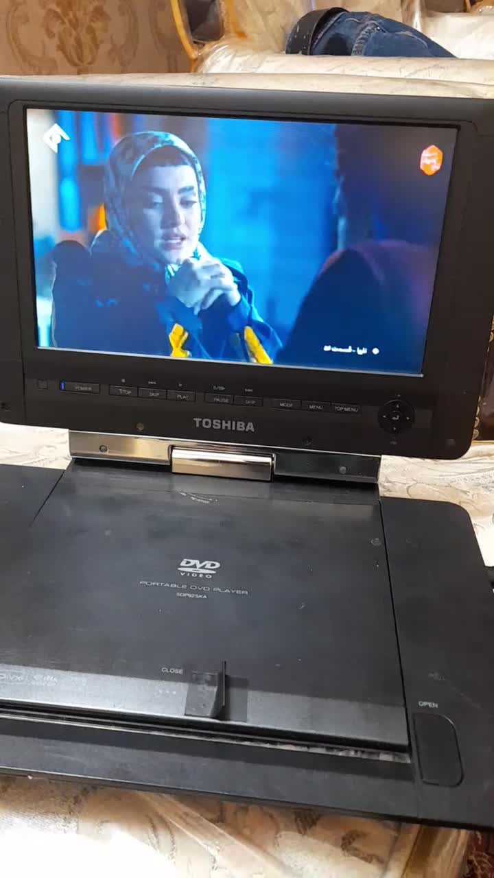 دی وی دی لبتابی ها و مانیتور پرتابل AV ورودی دار|پخش‌کننده DVD و ویدیو|ری, دیلمان|دیوار