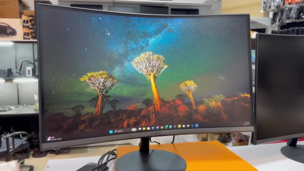 مانیتور 27 اینچ خمیده سامسونگ 75 هرتز|قطعات و لوازم جانبی رایانه|مشهد, عامل|دیوار