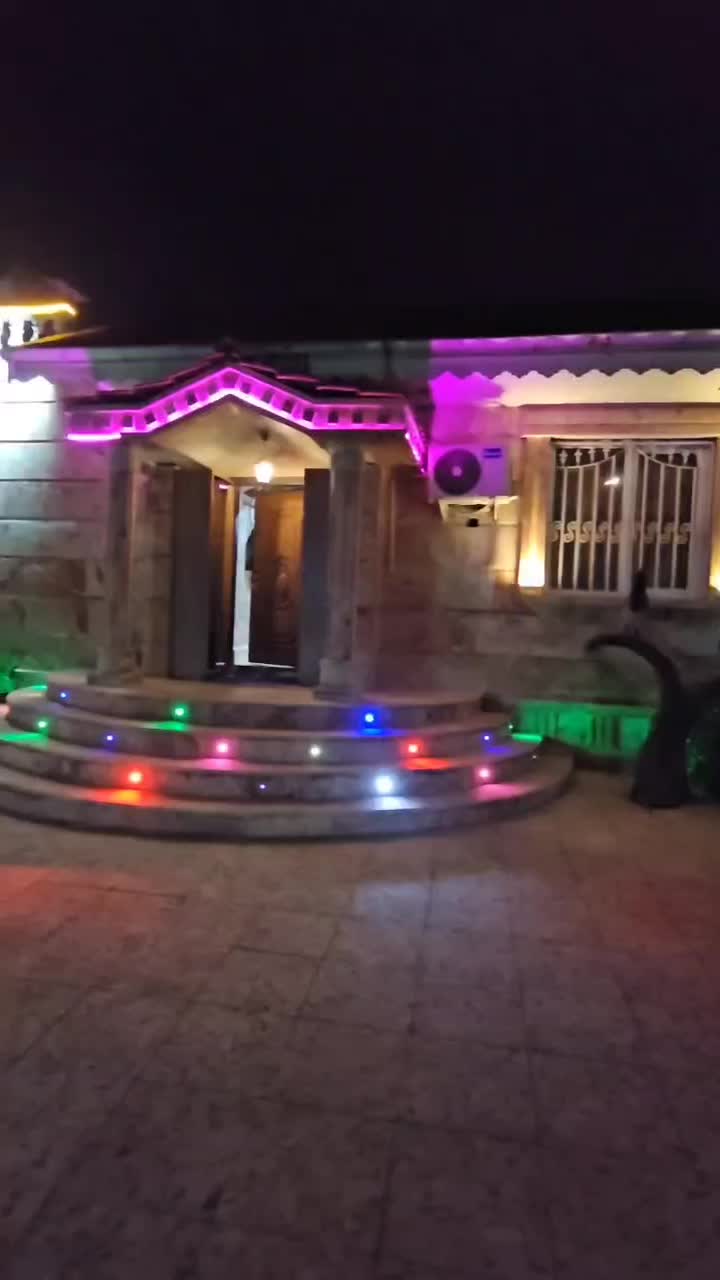 ویلا استخردار vip سه خوابه 1200 متر|اجارهٔ کوتاه‌مدت ویلا و باغ|بندر انزلی, قلم گوده|دیوار