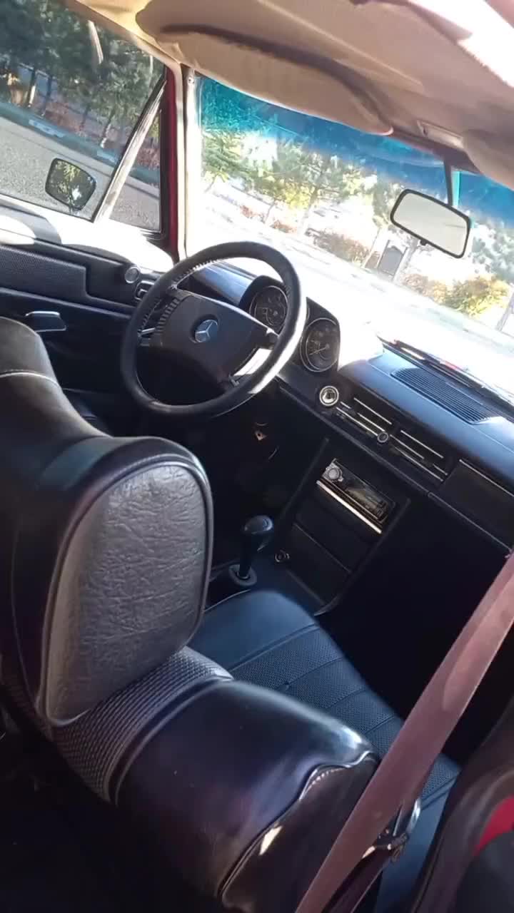 مرسدس بنز 200 معماری مدل 1972 w115 درحد و خاص|خودرو کلاسیک|تبریز, |دیوار