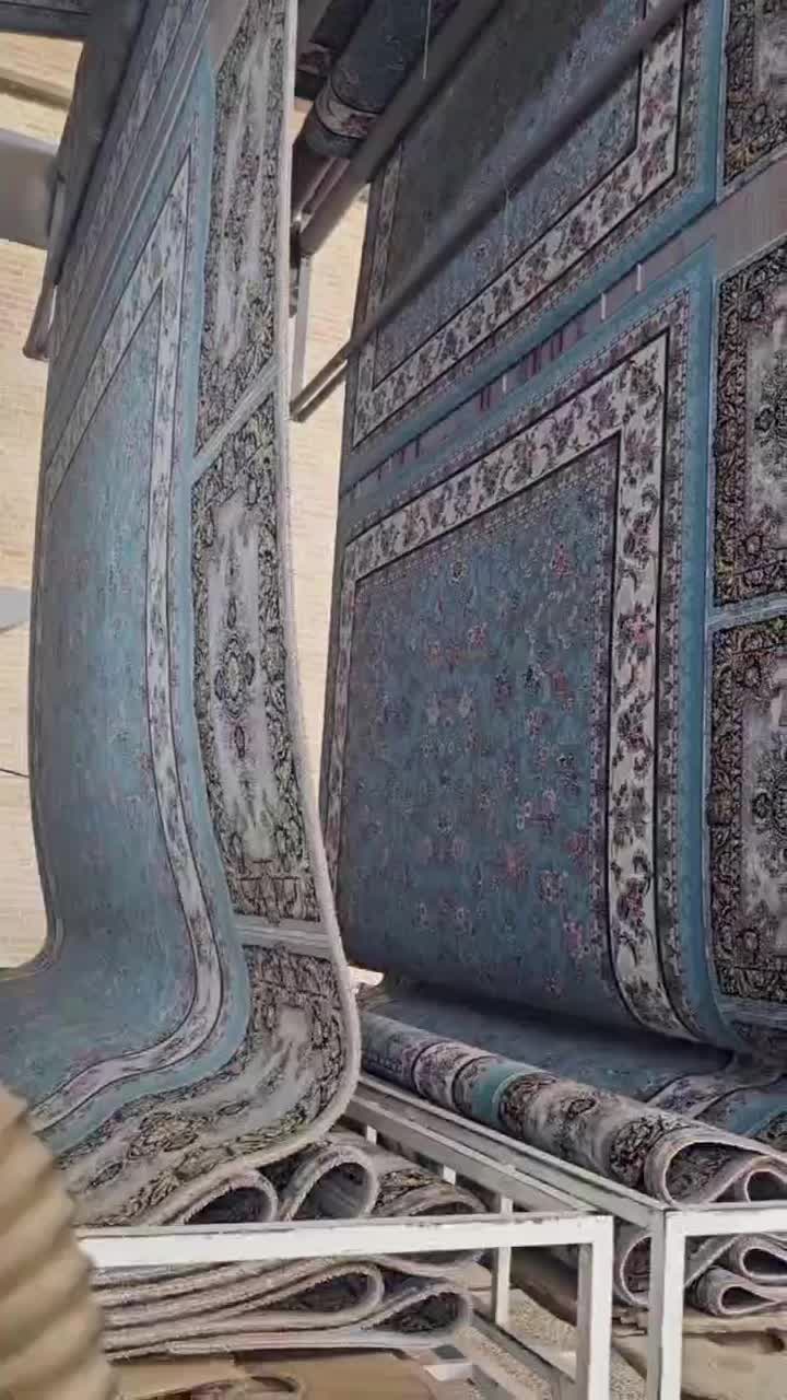 .تالارفرش درشعبه فرش اکبری،نرسیده به ترمینال|فرش|شوشتر, |دیوار