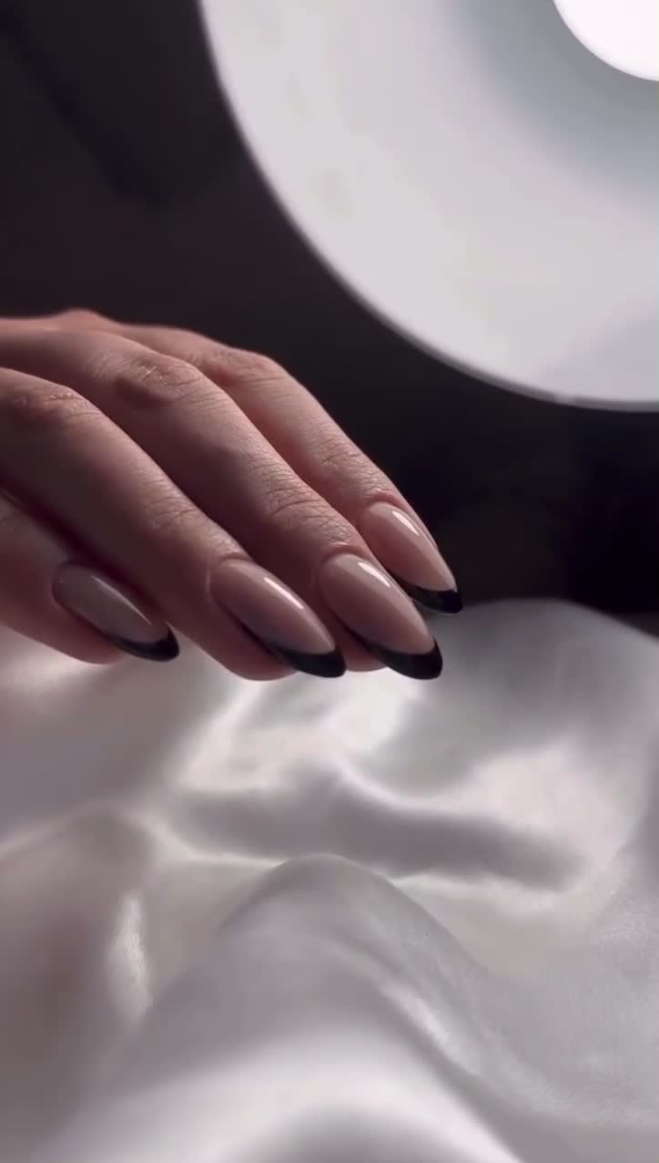 سالن زیبایی محبوب|خدمات آرایشگری و زیبایی|فولادشهر, B2|دیوار