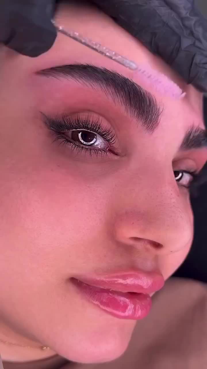 تخفیف میکروبلیدینگ روزمادرویلدایی|خدمات آرایشگری و زیبایی|زنجان, |دیوار