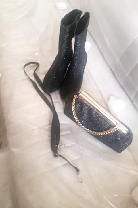 یک عدد بوت مشکی و کیف هردو شاین|کیف، کفش، کمربند|پاکدشت, پاکدشت (مامازند)|دیوار