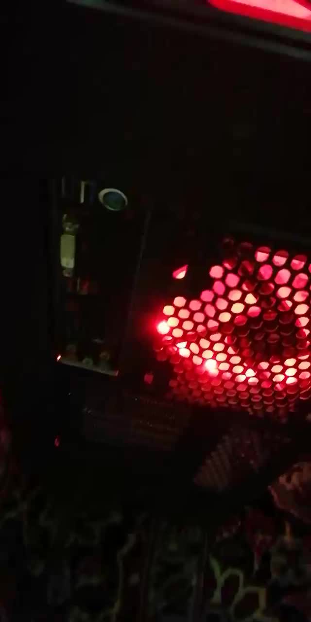 پوسته کیس بزرگ گیمینگ green z4 astiak|قطعات و لوازم جانبی رایانه|اوز, |دیوار