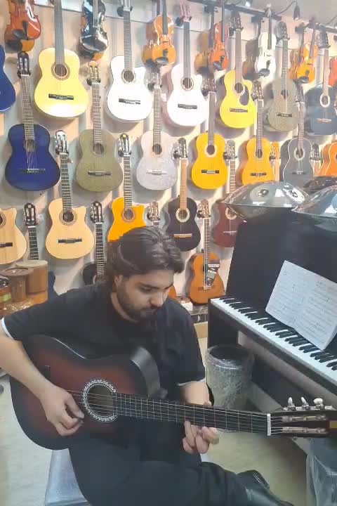 گیتار دیاموند|گیتار، بیس، امپلیفایر|رباطکریم, رباطکریم|دیوار