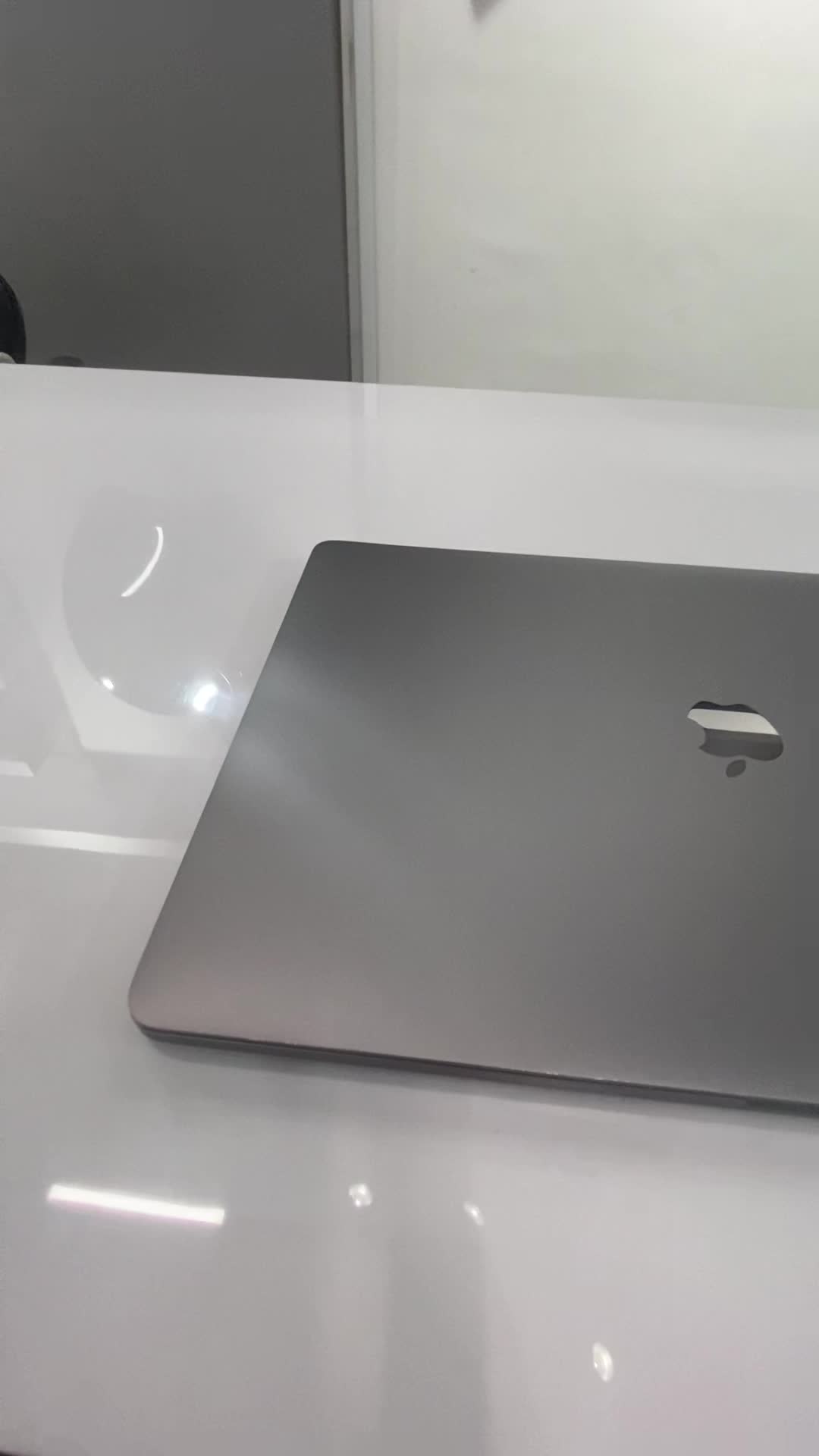 مک بوک پرو ۲۰۹ MacBook pro 2019|رایانه همراه|تهران, فلسطین (میدان انقلاب)|دیوار