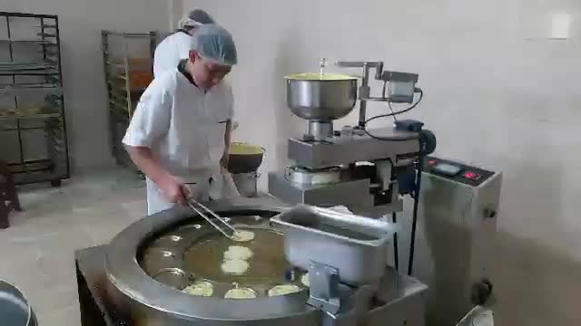 فروش کلیه تجهیزات کارگاه پیراشکی و کیک|ماشین‌آلات صنعتی|کرج, شهرک سهرابیه|دیوار