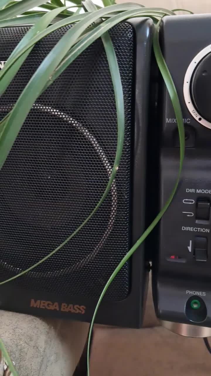 ظبط رادیو کاست سونی توکیو ژاپن بلوتوثی فوق سنگین|سیستم صوتی خانگی|اصفهان, شفق|دیوار