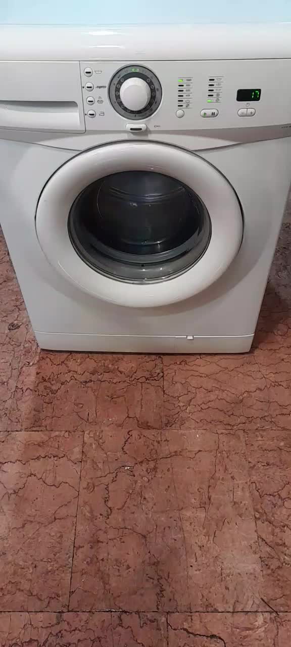 لباسشویی ۷ کیلویی مجیک باضمانت فوقالعاده تمیز|ماشین لباسشویی و خشککن لباس|چالوس, |دیوار