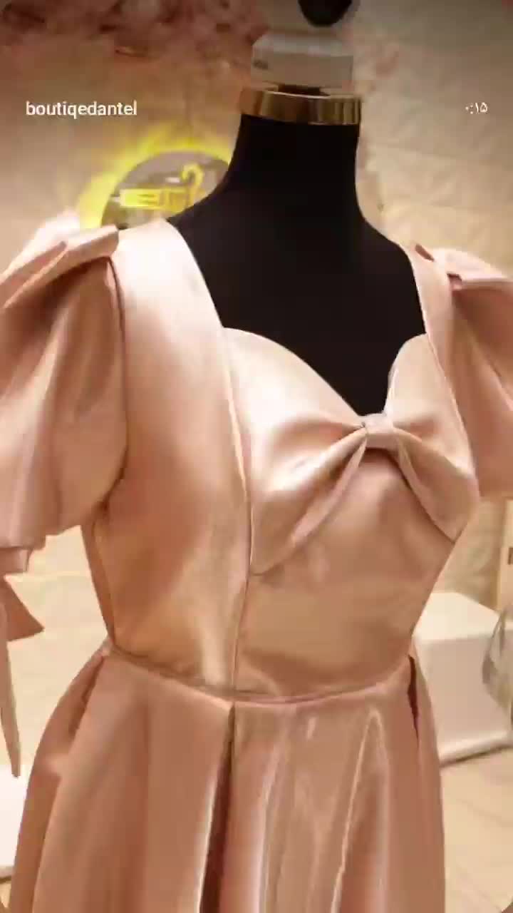 لباس مجلسی|لباس|مزرعه کتول, |دیوار