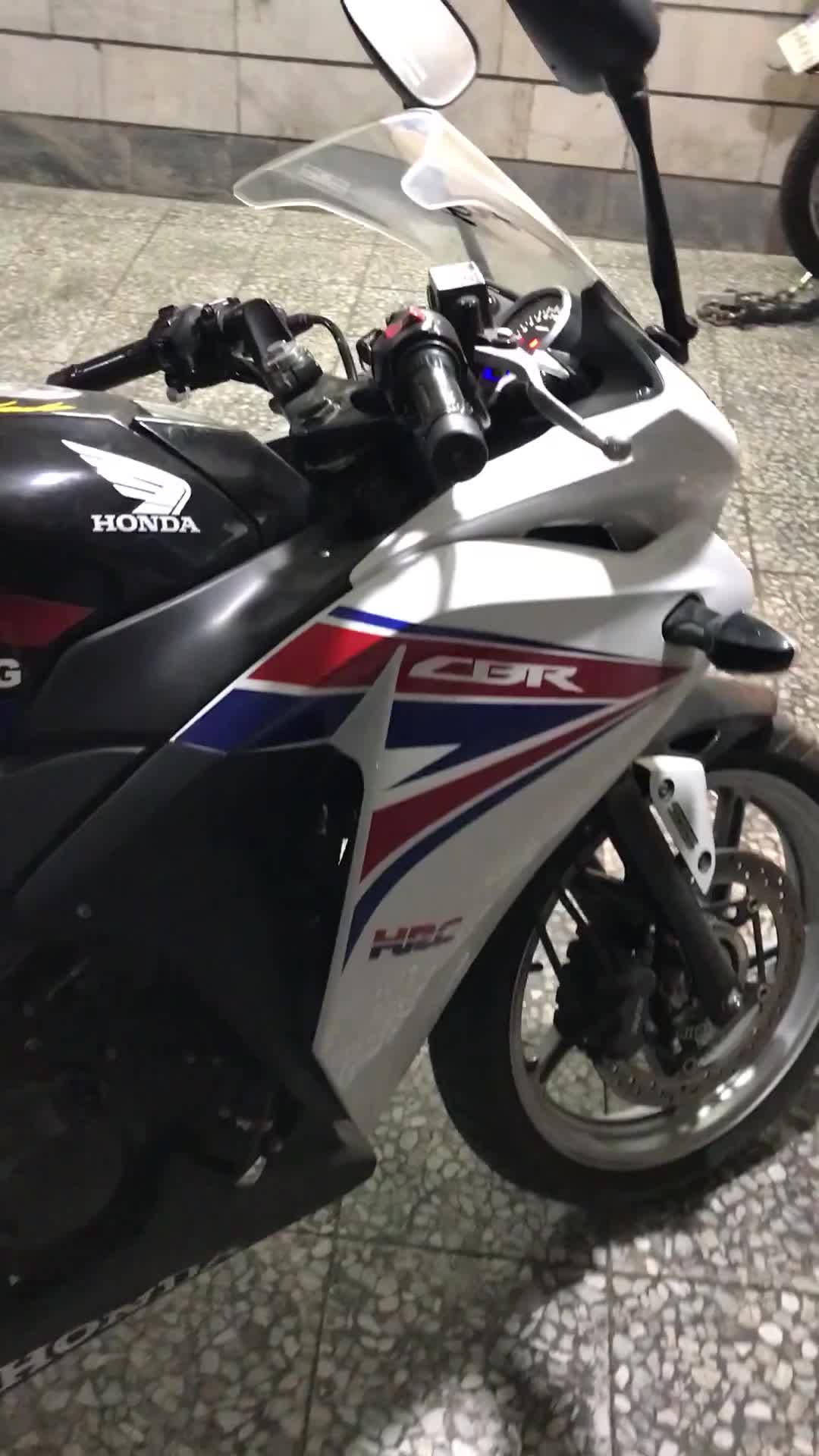 موتور هوندا CBR 250|موتورسیکلت|تهران, سهروردی|دیوار