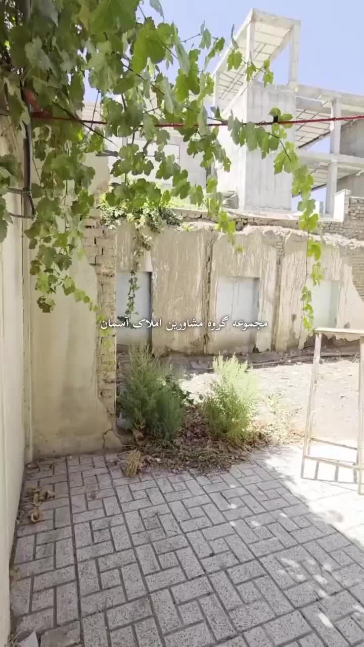 ویلایی کلنگی 180متری ، تک خواب ، ماشین رو ، مدرس ‌|فروش خانه و ویلا|نیشابور, مدرس|دیوار
