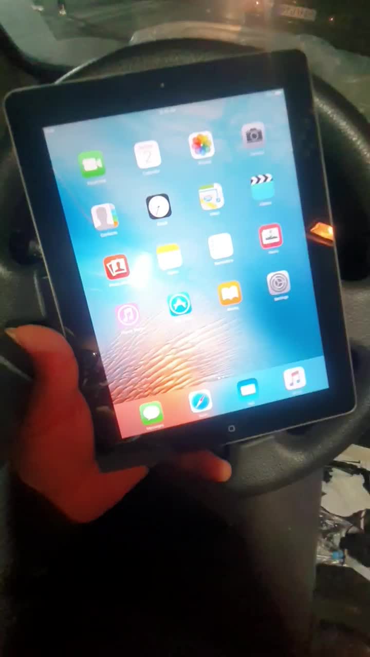 ipad 2 حافظه 16 گیگ بسبار تمیز بدون خط و خش|تبلت|تهران, پاسداران|دیوار