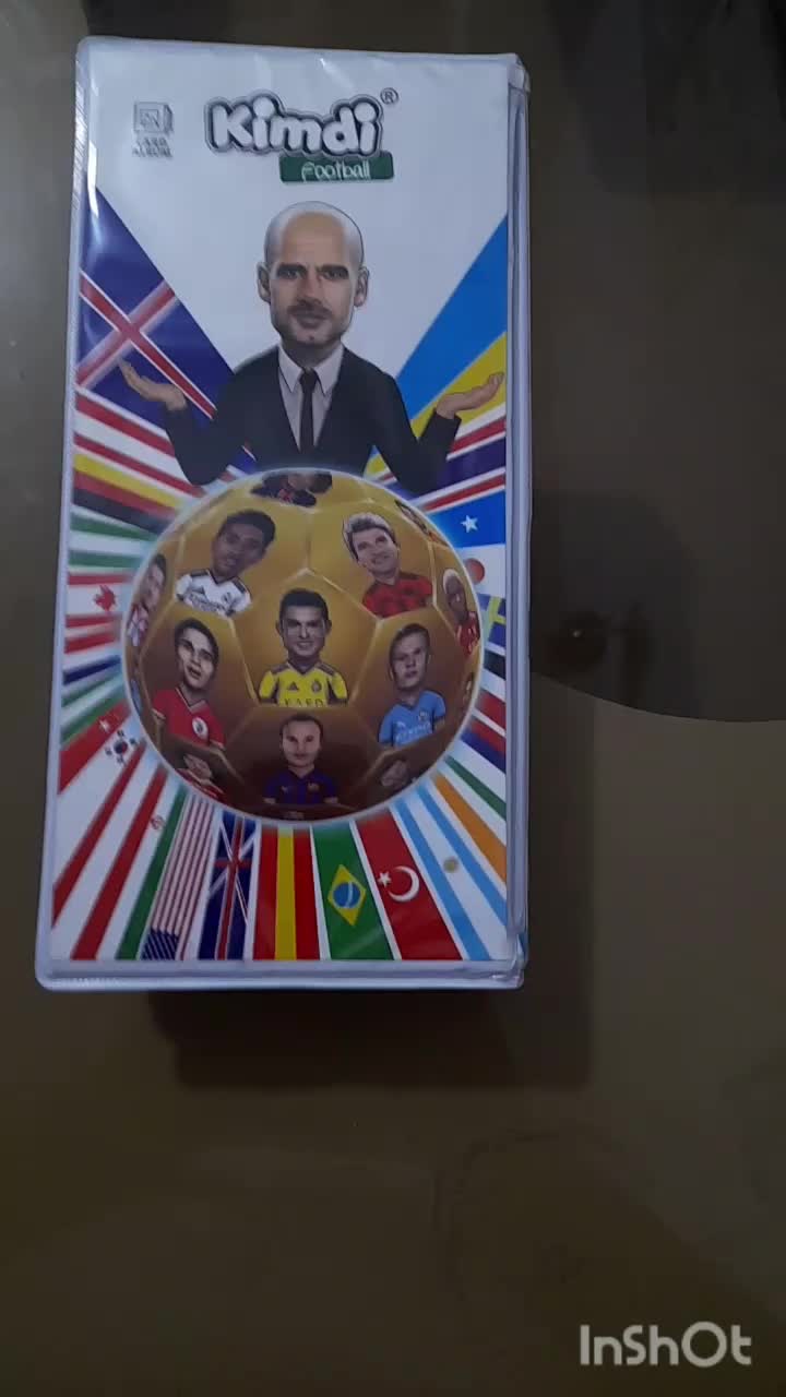 آلبوم کیمدی فول کارت به همراه مینی فیگور و برچسب|اسباببازی|خور (اصفهان), |دیوار