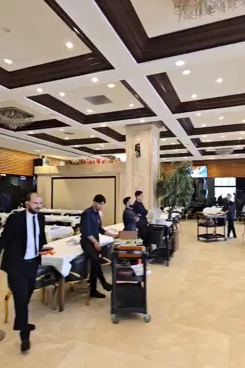 گارسن ویتر حقوق سی میلیون|استخدام خدمات فروشگاه و رستوران|تهران, هفت حوض|دیوار