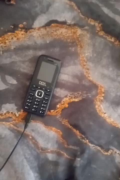 گوشی نوکیا اصلی ۱۰۸ در حد نو ۲ سال استفاده نشده|موبایل|تهران, جهاد|دیوار