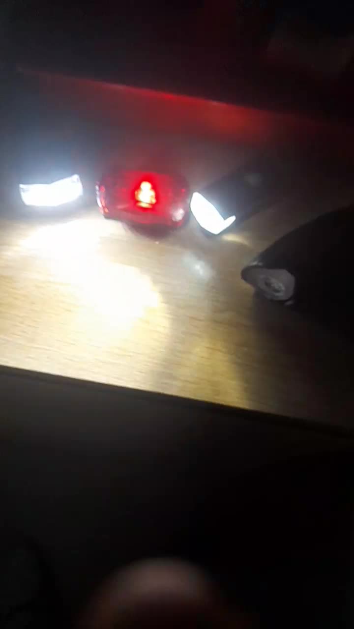 چراغ|لامپ و چراغ|بافت, |دیوار