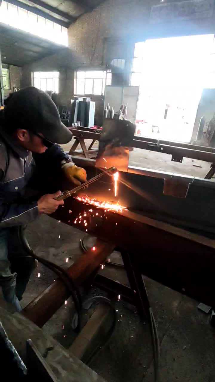 جوشکار ساده وفنی کار|استخدام صنعتی، فنی، مهندسی|ملکآباد, |دیوار