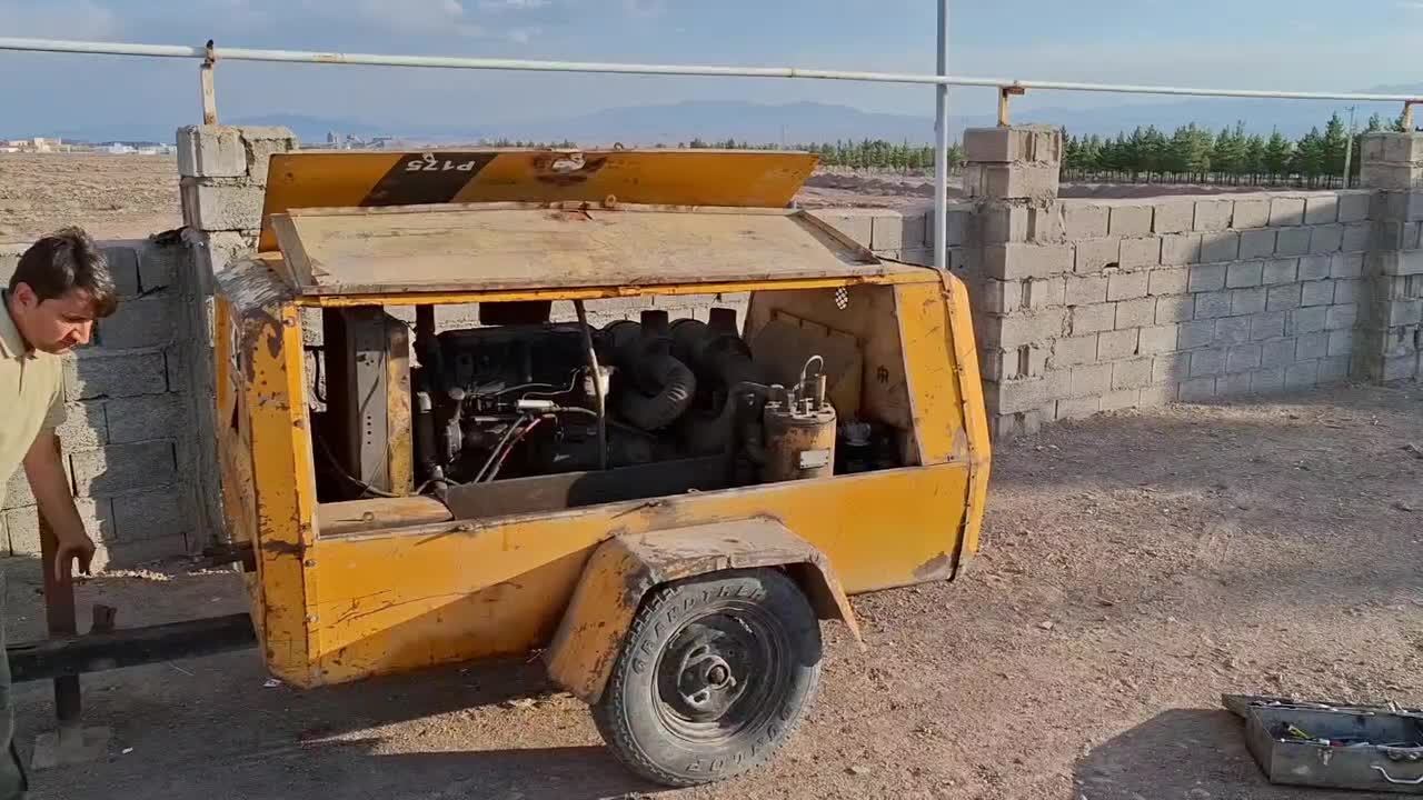 فروش کمپرسور باد دیزل|ماشینآلات صنعتی|زرند, |دیوار