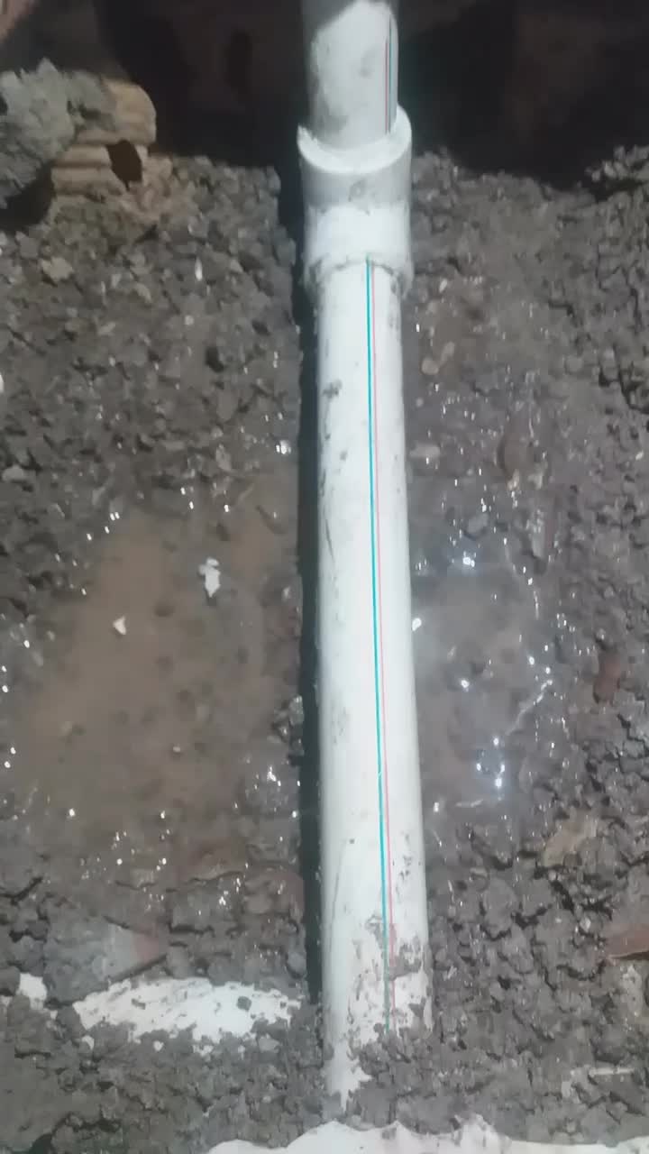 لوله کشی آب،نشت یابی دقیق،وبندکشی وعایقکاری|خدمات پیشه و مهارت|رشت, گلباغ نماز|دیوار