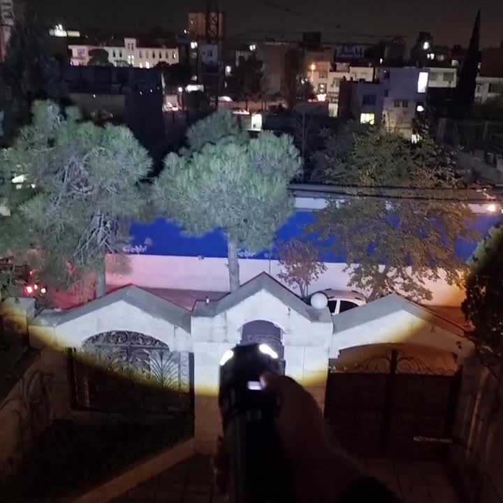 چراغ قوه زوم دور برد لیزری t292 اسمالسان|کوهنوردی و کمپینگ|تهران, لاله زار|دیوار