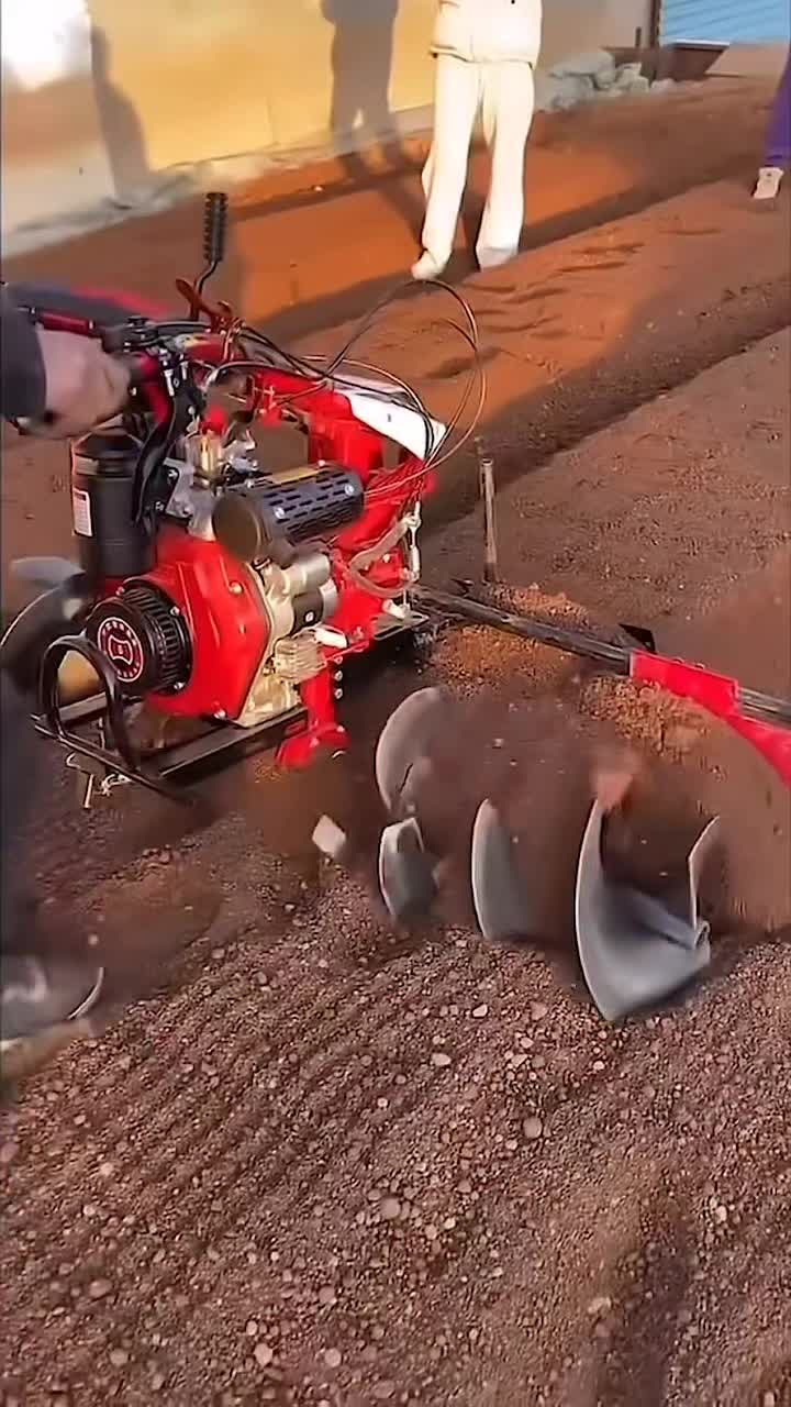 تیلر کشاورزی ۱۰ اسب اورجینال/قدرتمند ، کم مصرف|ماشینآلات صنعتی|چمران, |دیوار