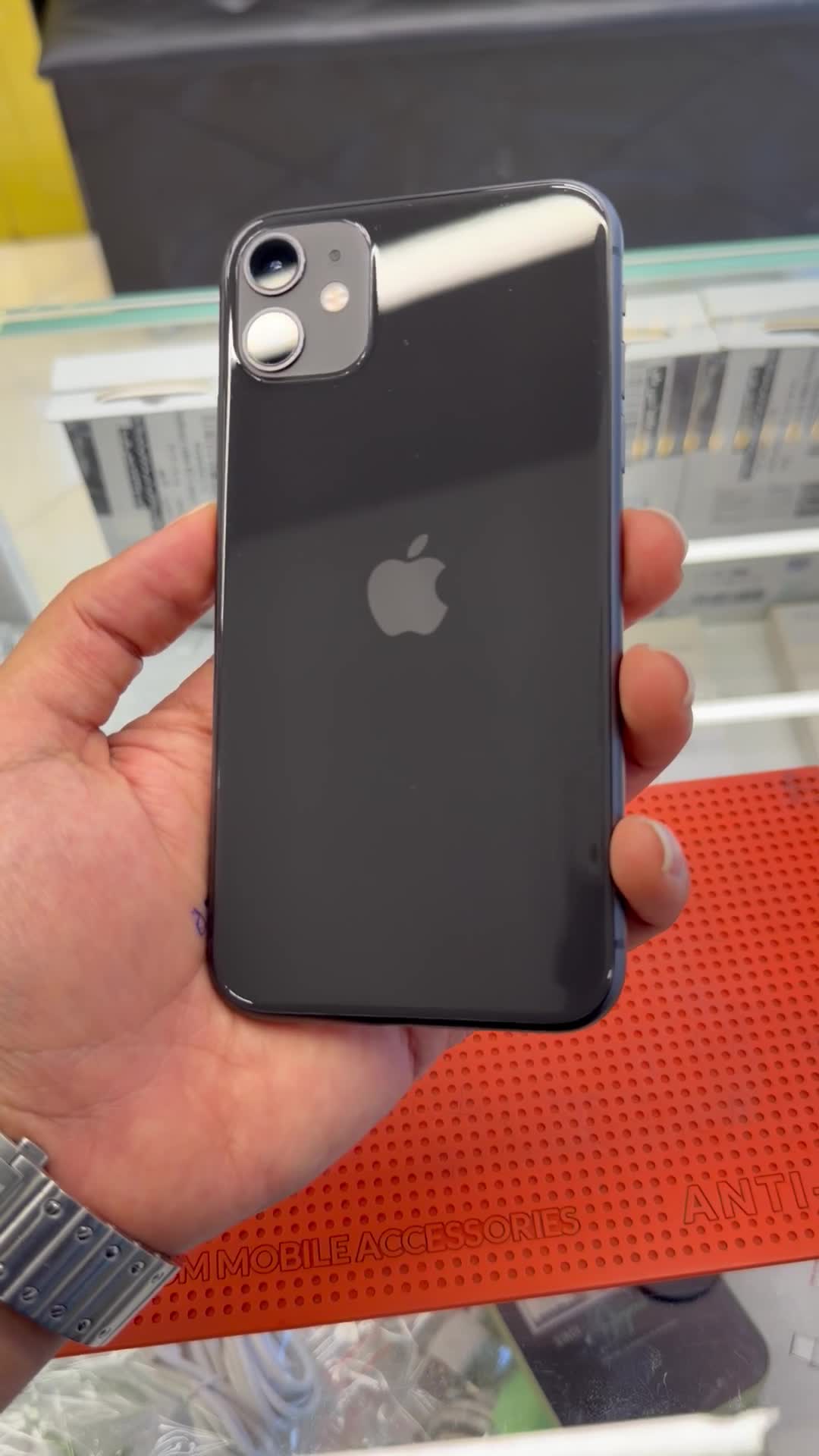 Iphone 11/ 2sim/128 G تمیز|موبایل|اصفهان, بهارستان|دیوار
