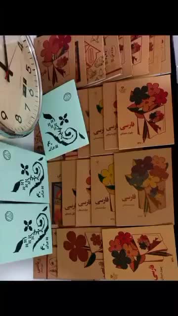 ساعت رومیزی وتلفن دکتری کتاب هادرسی قدیمی|کلکسیون اشیاء عتیقه|اراک, |دیوار