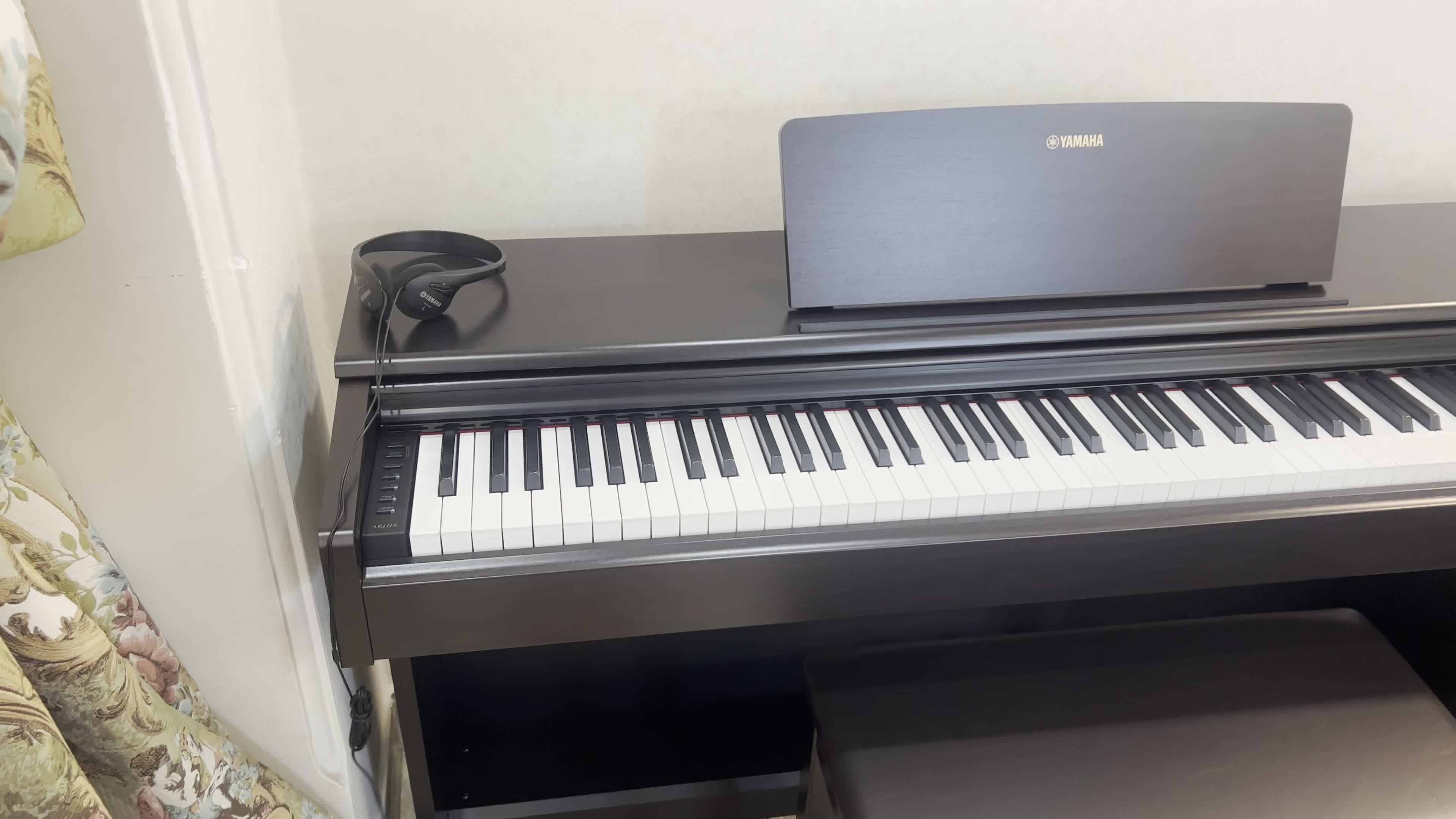 پیانو دیجیتال یاماها سفارش ژاپن آکبند YDP145|پیانو، کیبورد، آکاردئون|تهران, سیمای ایران|دیوار