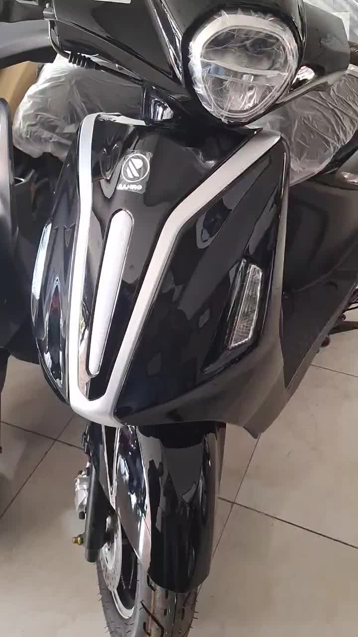 پاکشتی اسکوتر اقساط ( پلاک دار )|موتورسیکلت|اصفهان, عسگریه|دیوار